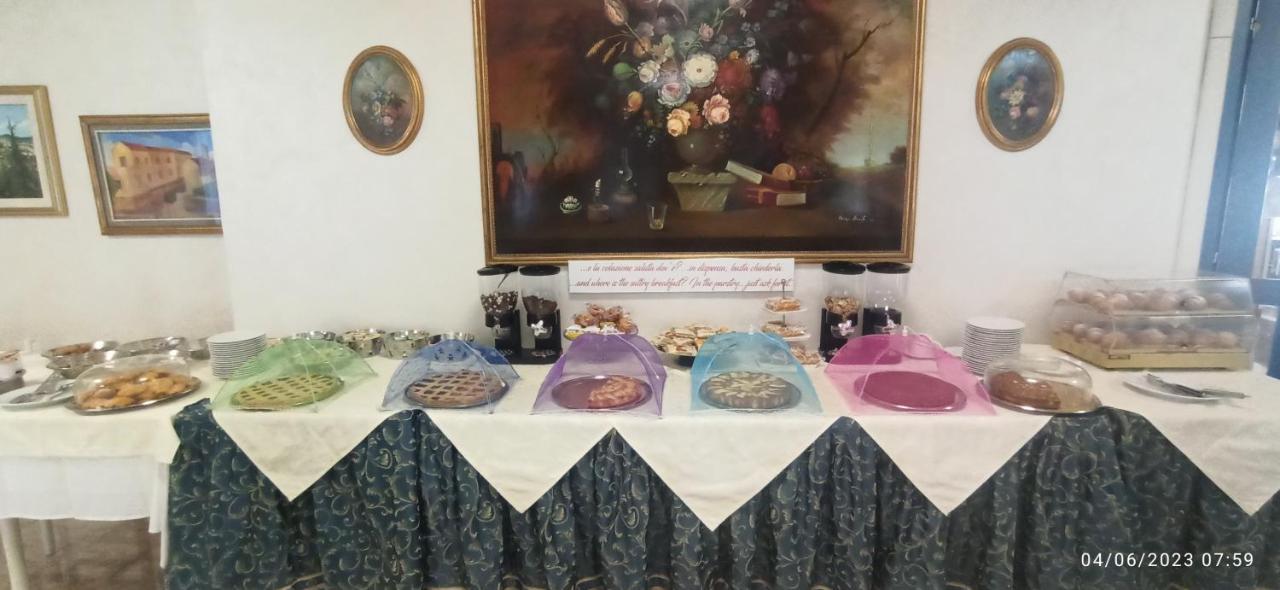 King Hotel Fiuggi Kültér fotó