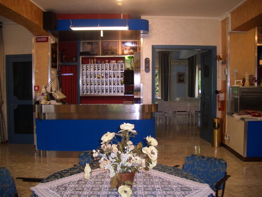 King Hotel Fiuggi Kültér fotó