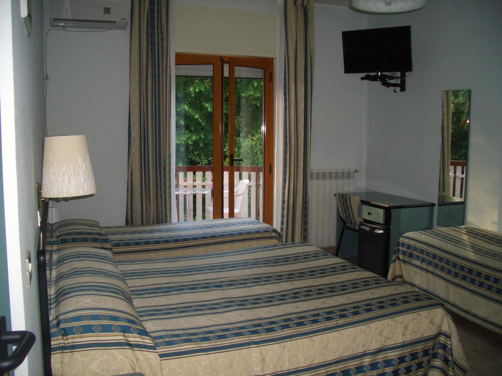 King Hotel Fiuggi Kültér fotó