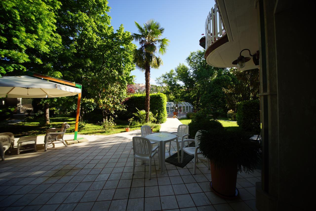 King Hotel Fiuggi Kültér fotó