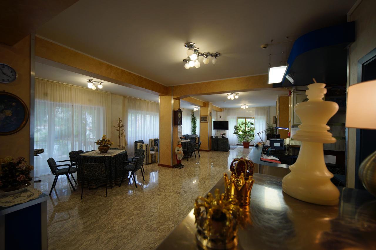 King Hotel Fiuggi Kültér fotó